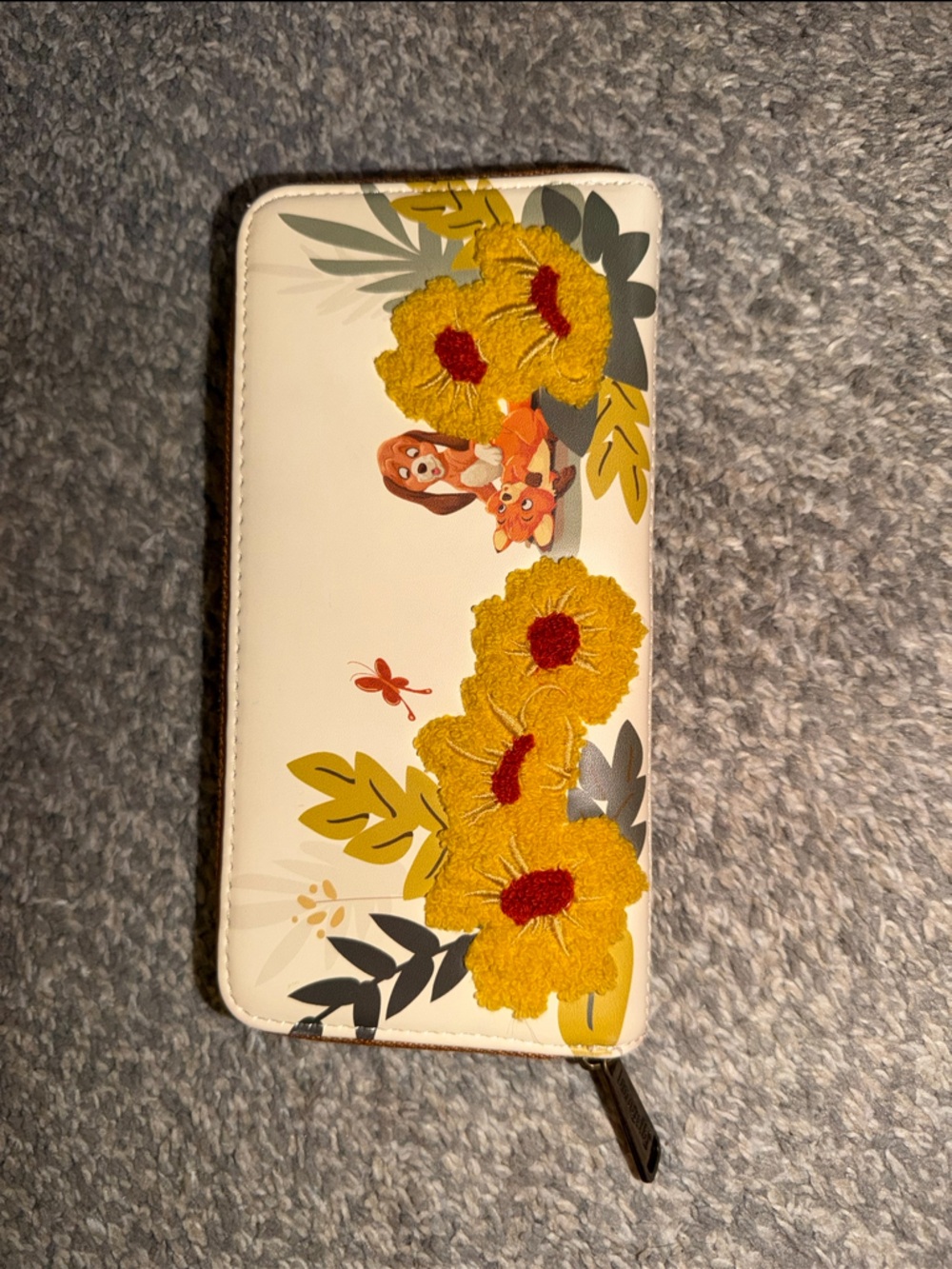 Disney Loungefly The Fox and the Hound Floral Wallet - BoxLunch Exclusive RARE - Picture 5 of 8